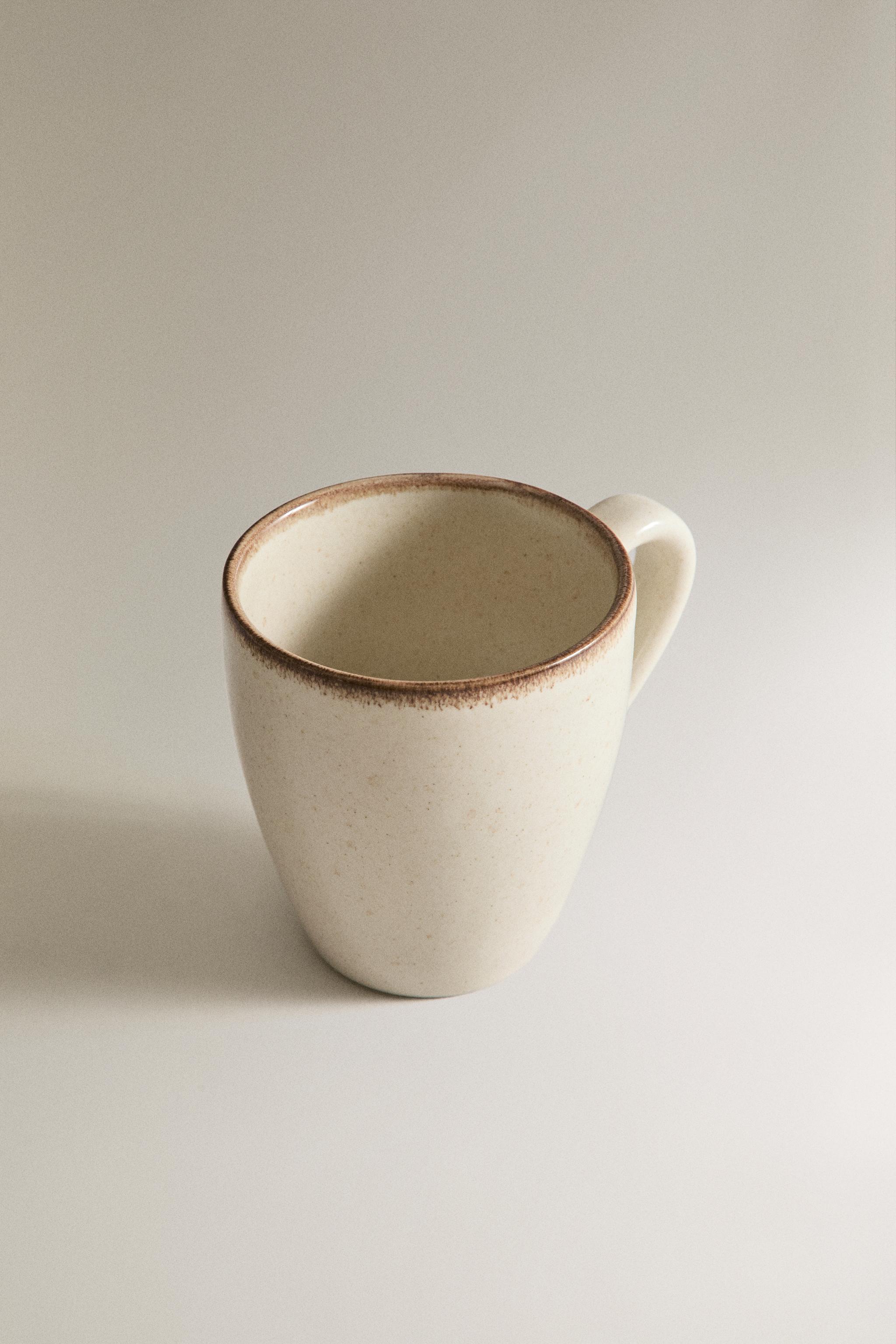 STONEWARE MUG